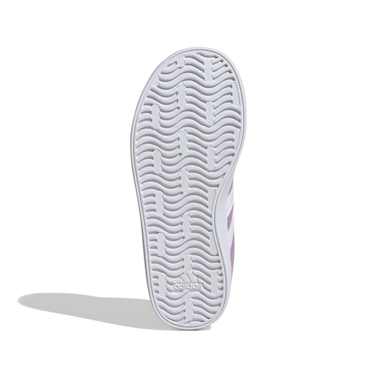 product/a/d/adidas_jp7832_4_footwear_photography_bottom_view_white-nw091625.jpg