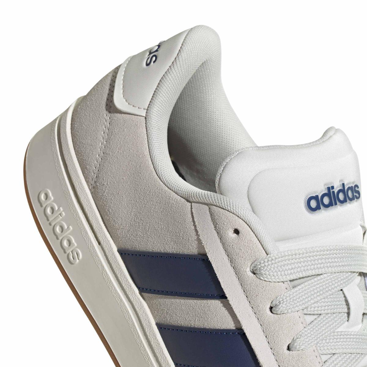 product/a/d/adidas_jq3006_8_footwear_photography_detail_view_1_white-nw091625.jpg