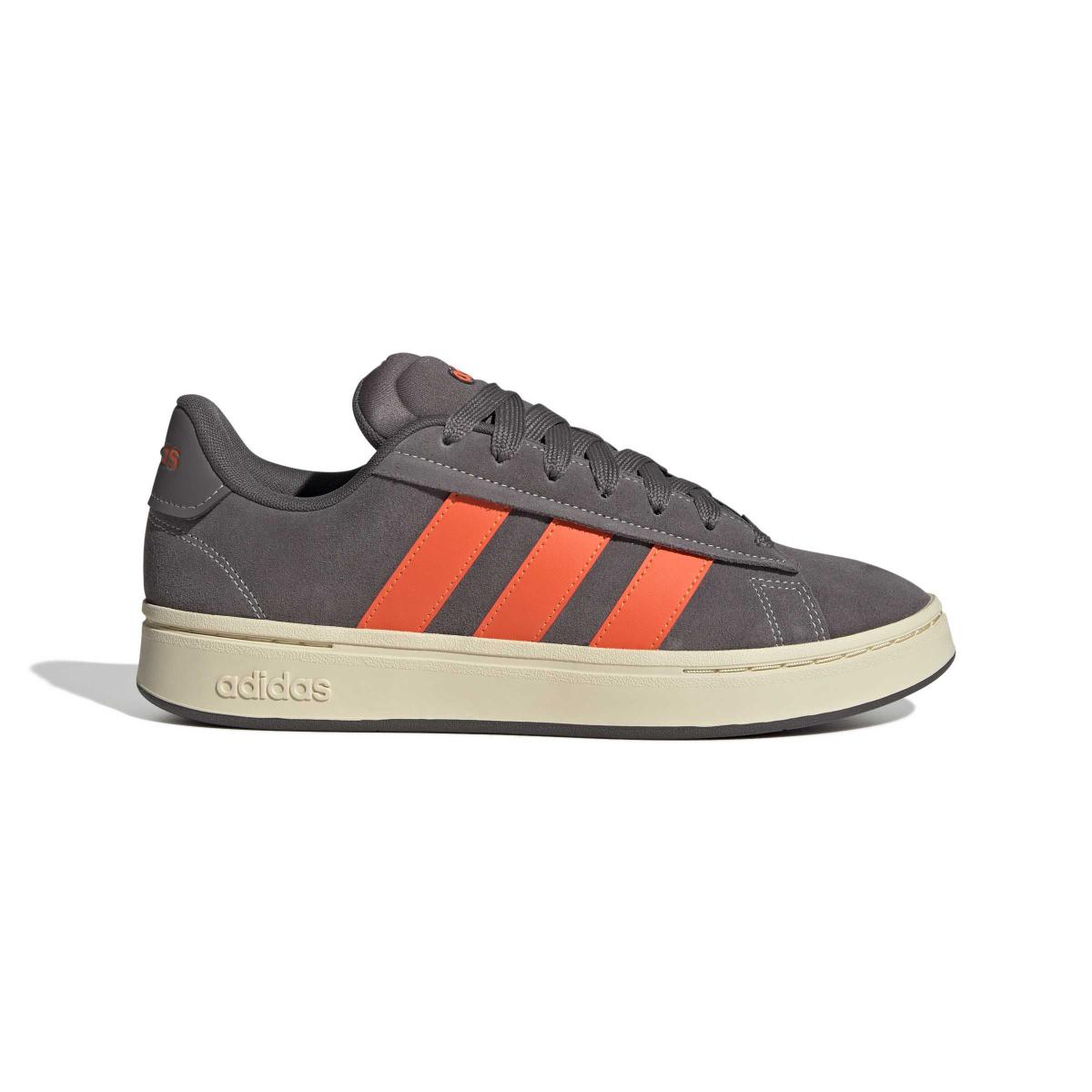 product/a/d/adidas_jq3011_1_footwear_photography_side_lateral_center_view_white-nw091625.jpg