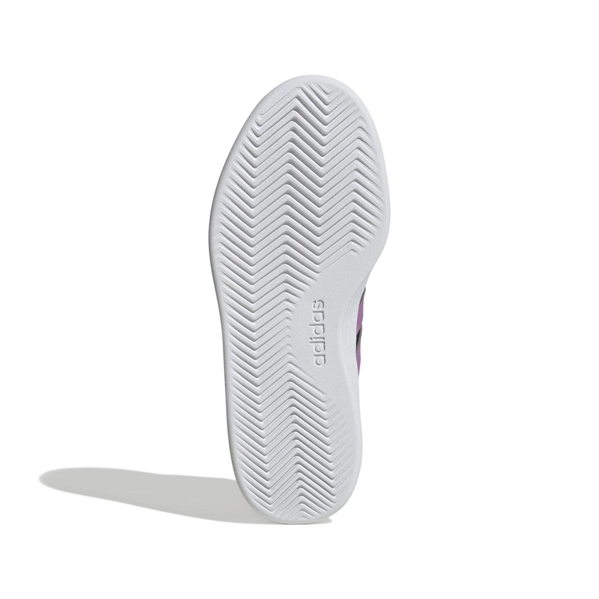 product/a/d/adidas_jq3042_4_footwear_photography_bottom_view_white-nw091625.jpg