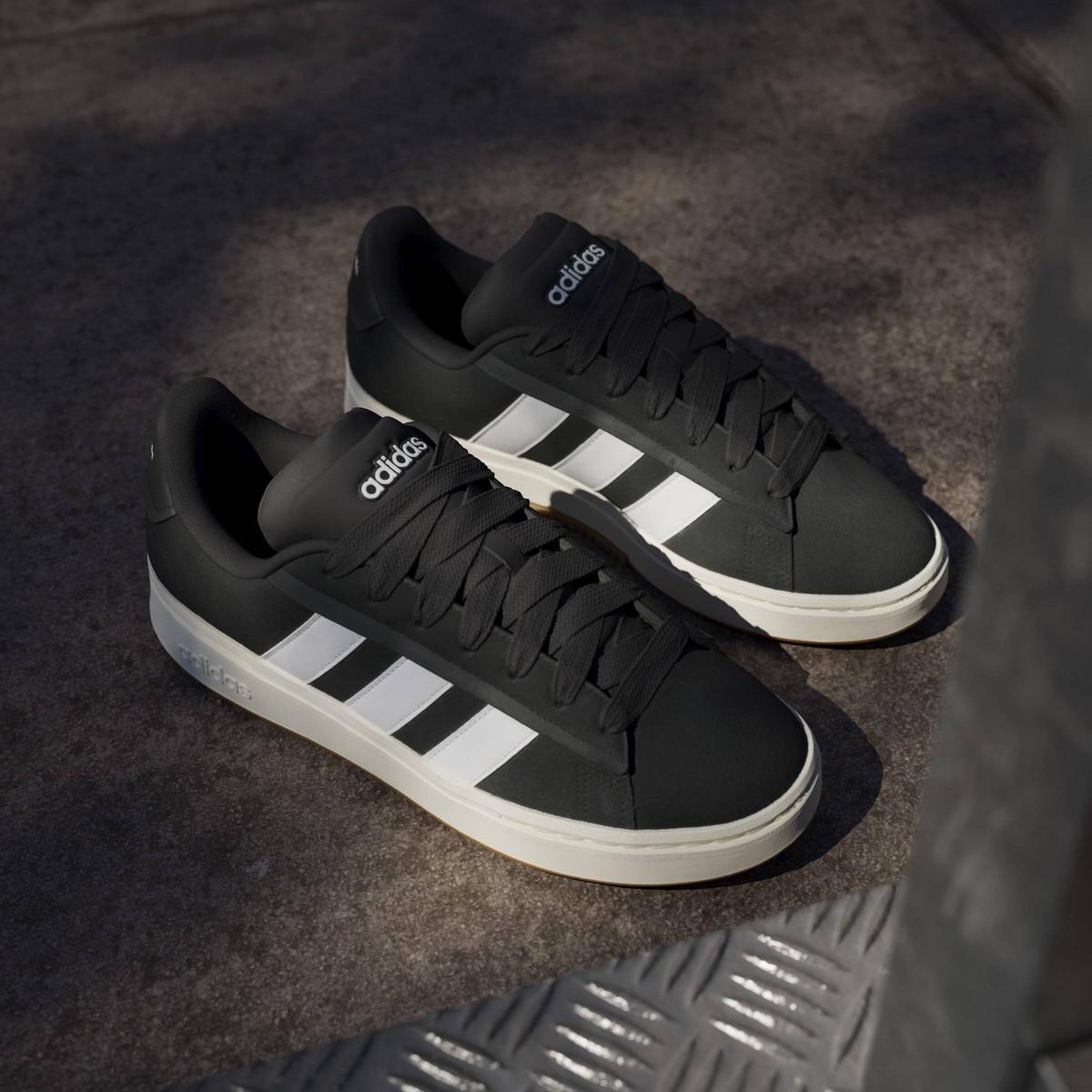 product/a/d/adidas_jr0543_17_footwear_photography_heromrktng_view_5-nw091625.jpg