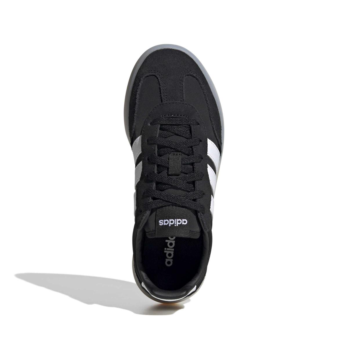 product/a/d/adidas_jr0762_3_footwear_photography_top_portrait_view_white-nw091625.jpg