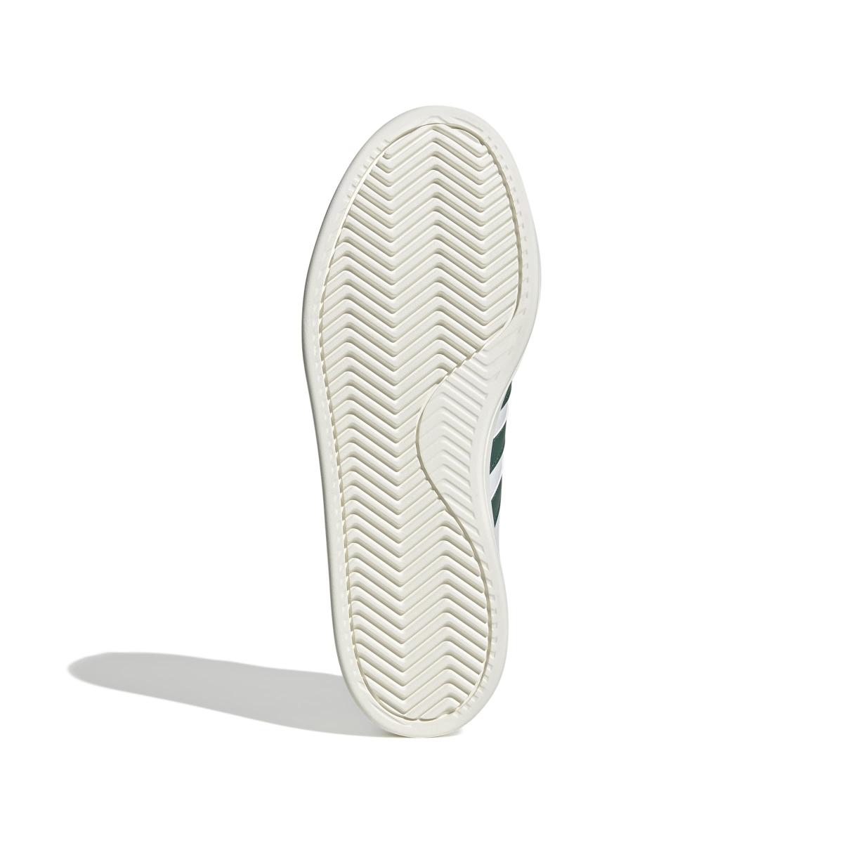 product/a/d/adidas_jr2224_4_footwear_photography_bottom_view_white-nw091625.jpg