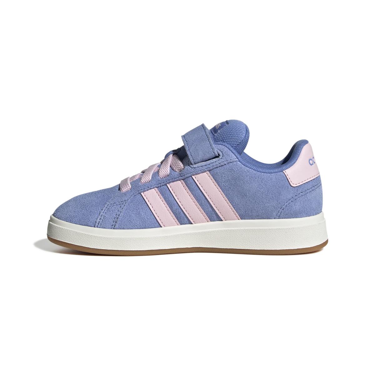 product/a/d/adidas_jr2229_5_footwear_photography_side_medial_center_view_white-nw091625.jpg