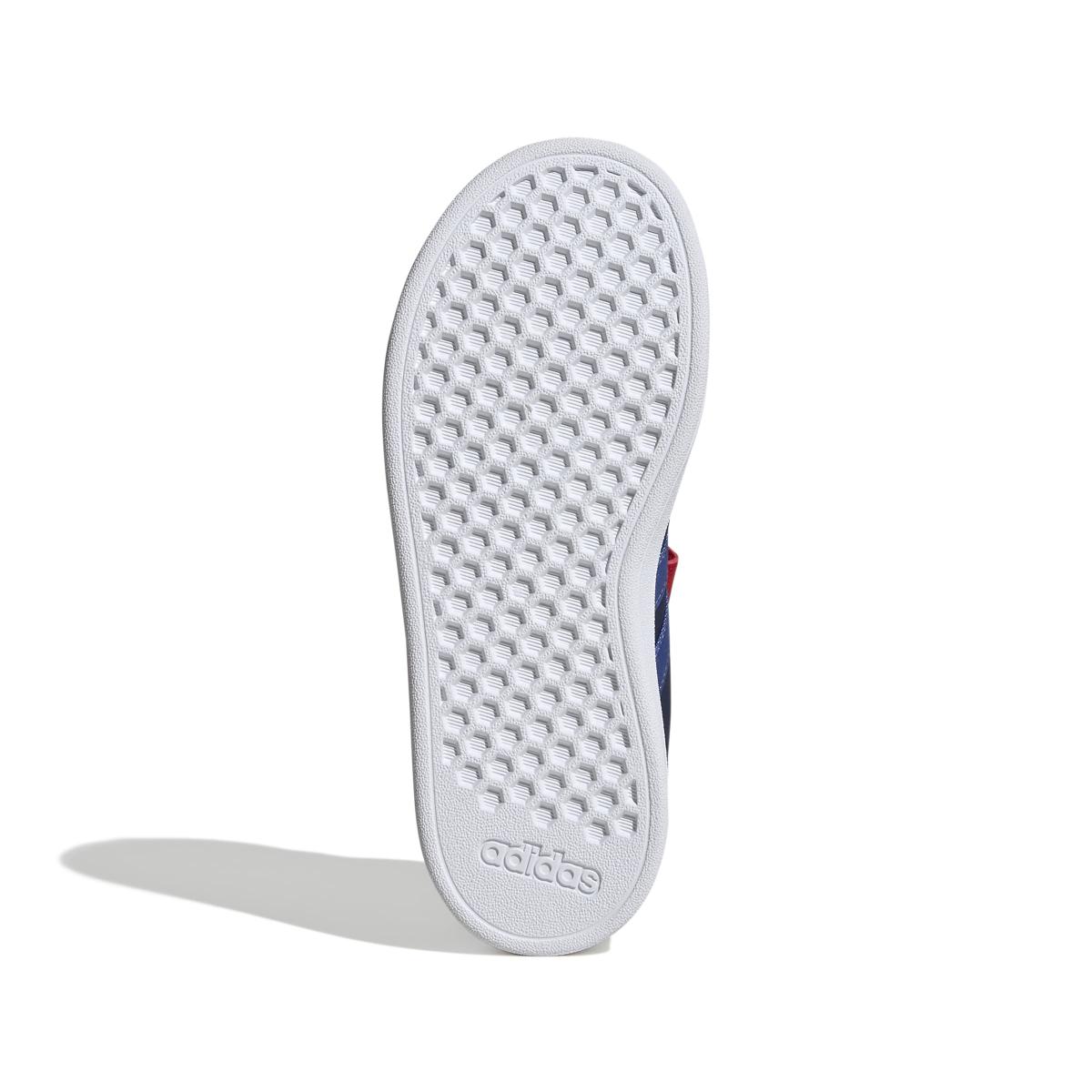 product/a/d/adidas_jr4902_4_footwear_photography_bottom_view_white-nw091725.jpg