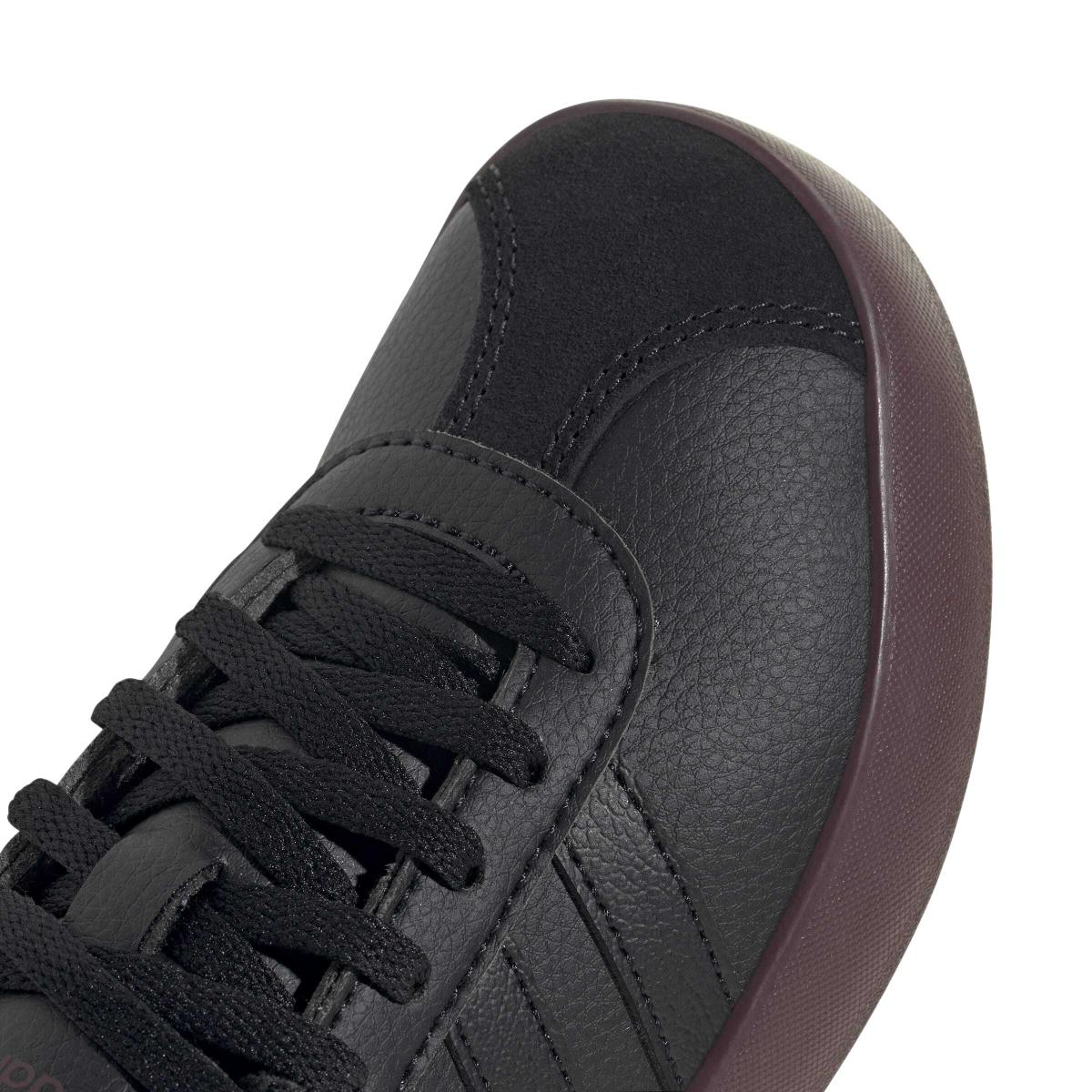 product/a/d/adidas_js3488_9_footwear_photography_detail_view_2_white-nw091725.jpg