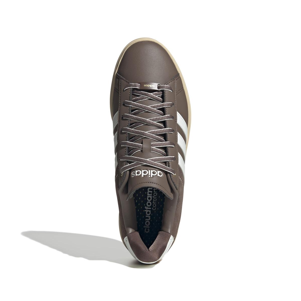 product/a/d/adidas_js4484_3_footwear_photography_top_portrait_view_white-nw091725.jpg
