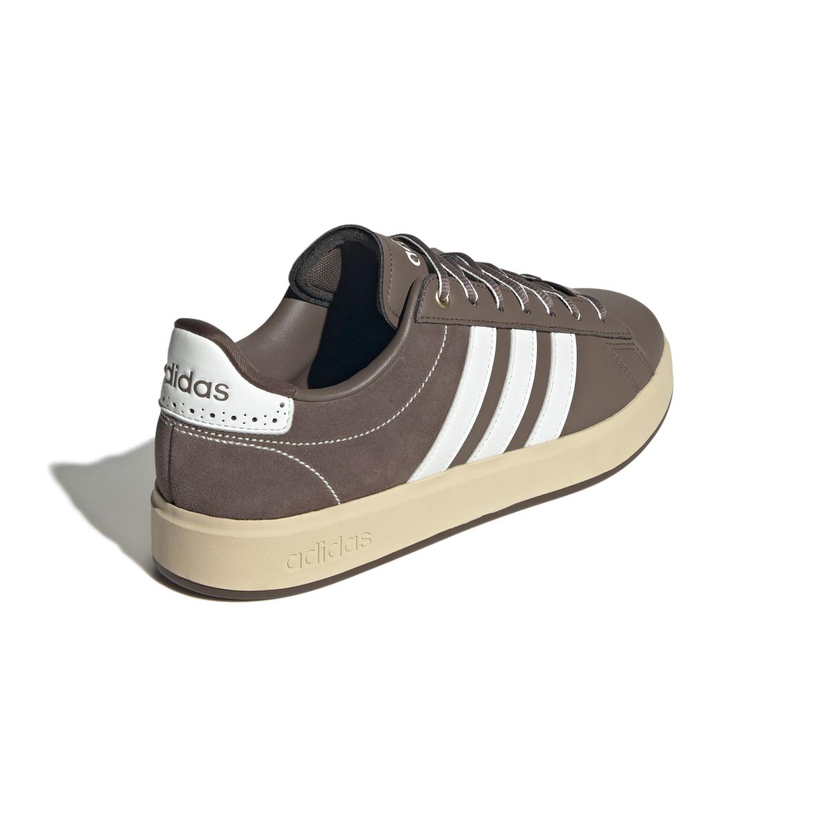 product/a/d/adidas_js4484_7_footwear_photography_back_lateral_top_view_white-nw091725.jpg