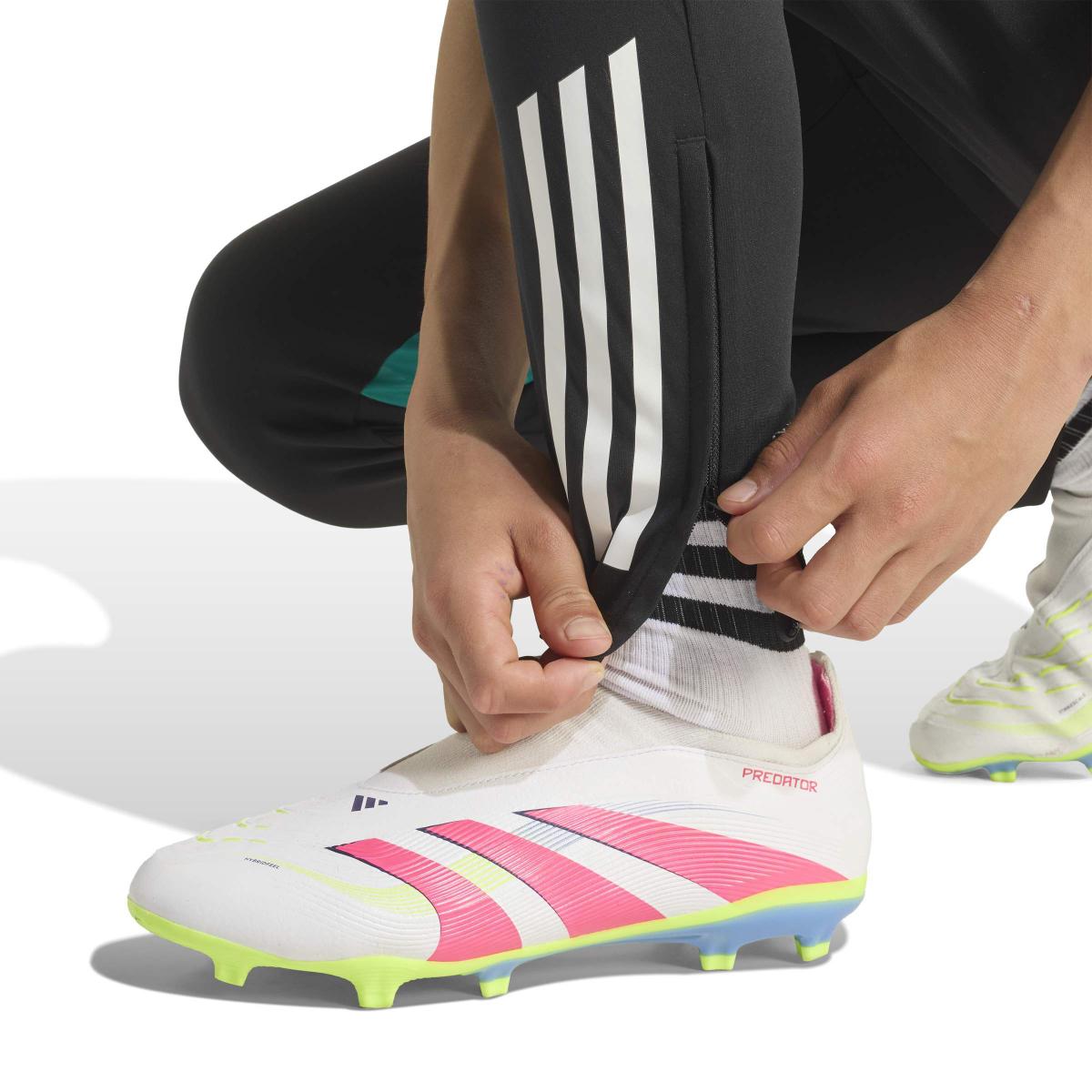 product/a/d/adidas_jv9003_6_apparel_on_model_detail_view_2_white.jpg