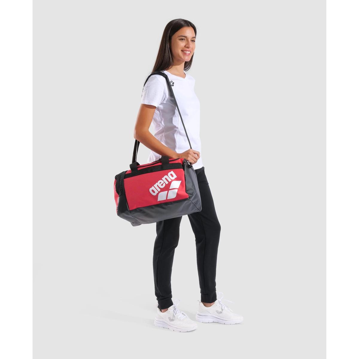 product/a/r/arena_010236-600_red_8.jpg