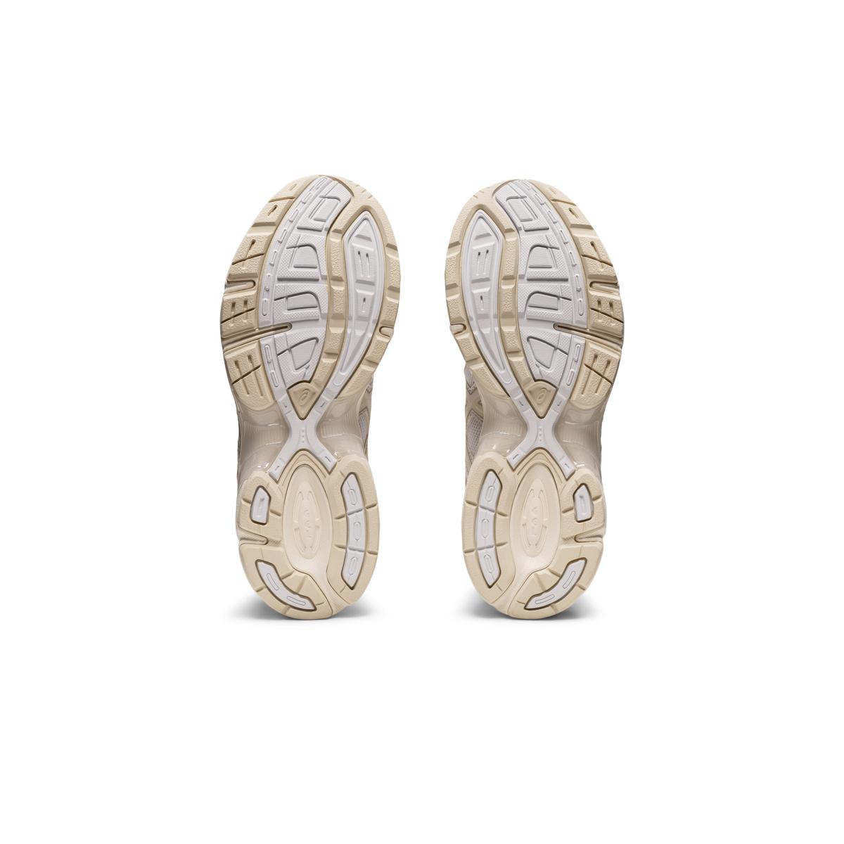 product/a/s/asics_1202a163_100_600.jpg