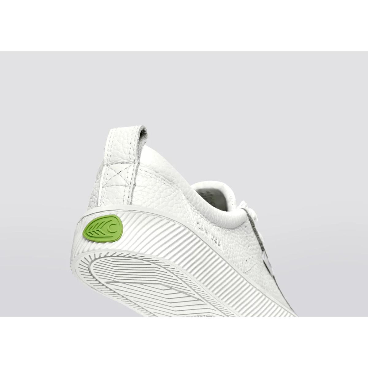 product/c/a/cariuma_100104w13w_blanc_7.jpg