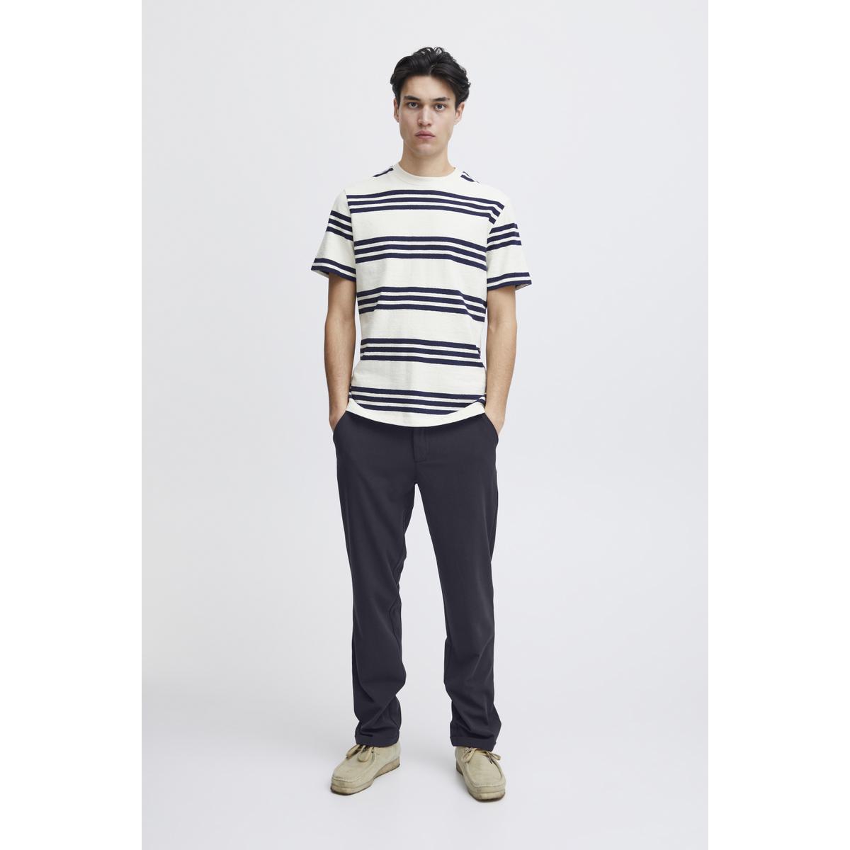 product/c/a/casual-friday_20505124-194013_3.jpg