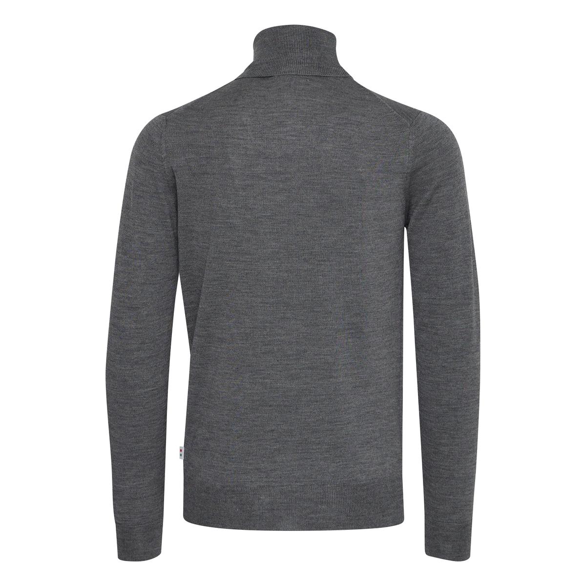 product/c/a/casual-friday_501483-50817_1.jpg