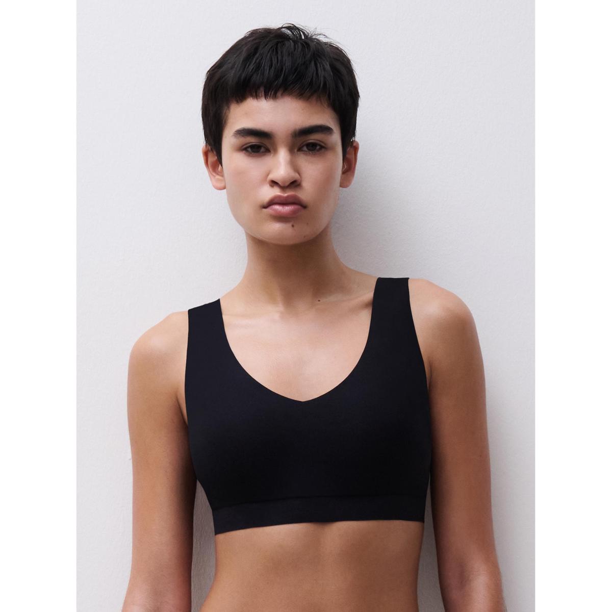 product/c/h/chantelle_c16a10-011_noir_2.jpg