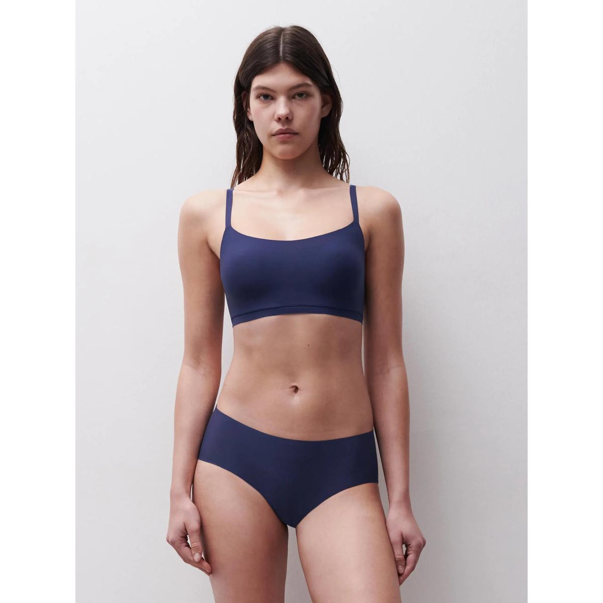product/c/h/chantelle_c26440-023_bleu-outre_4.jpg