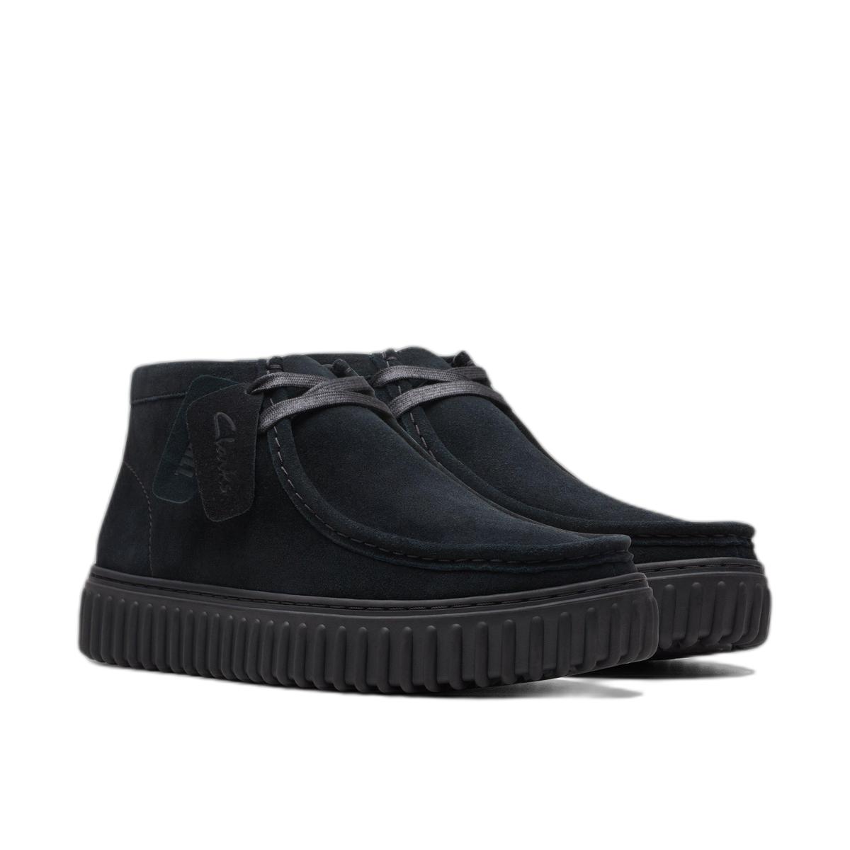 product/c/l/clarks_26173664_black-suede_4.jpg