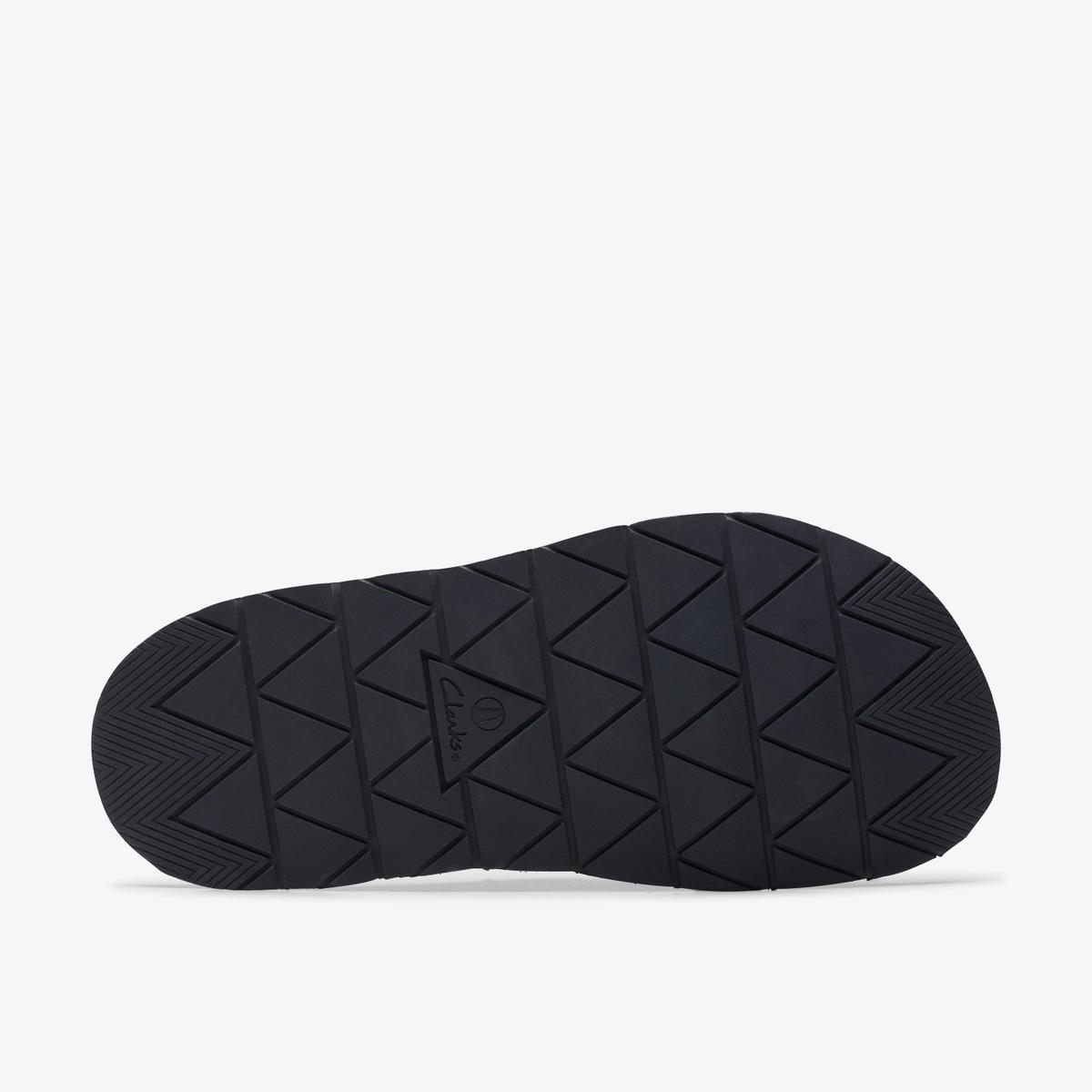 product/c/l/clarks_26180885_black-leather_6.jpg
