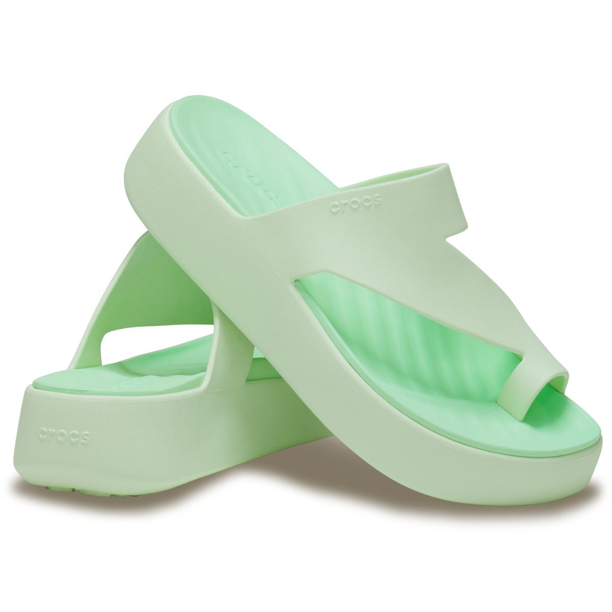 product/c/r/crocs_210834-3yh_1-q325.jpg