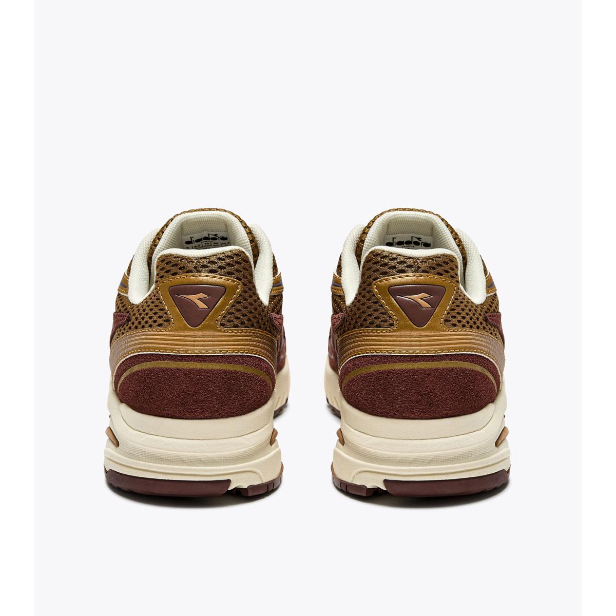 product/d/i/diadora_501.180880-30138_marron-bistre_3.jpg