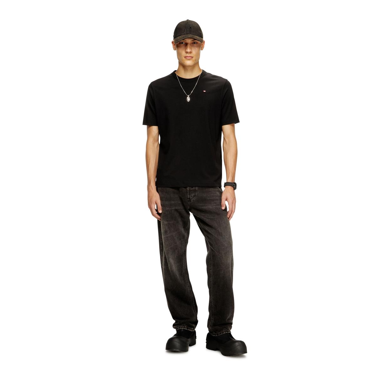 product/d/i/diesel_a14931-0niax-9xx_black-black-black_4.jpg