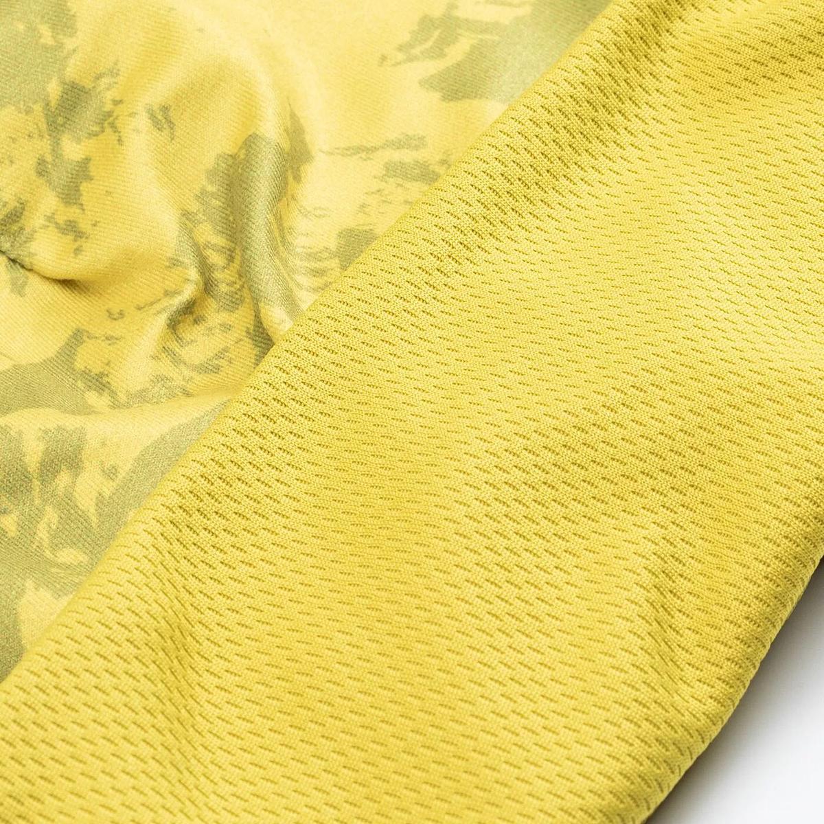 product/e/l/elbrus_m000226076_jaune_3.jpg