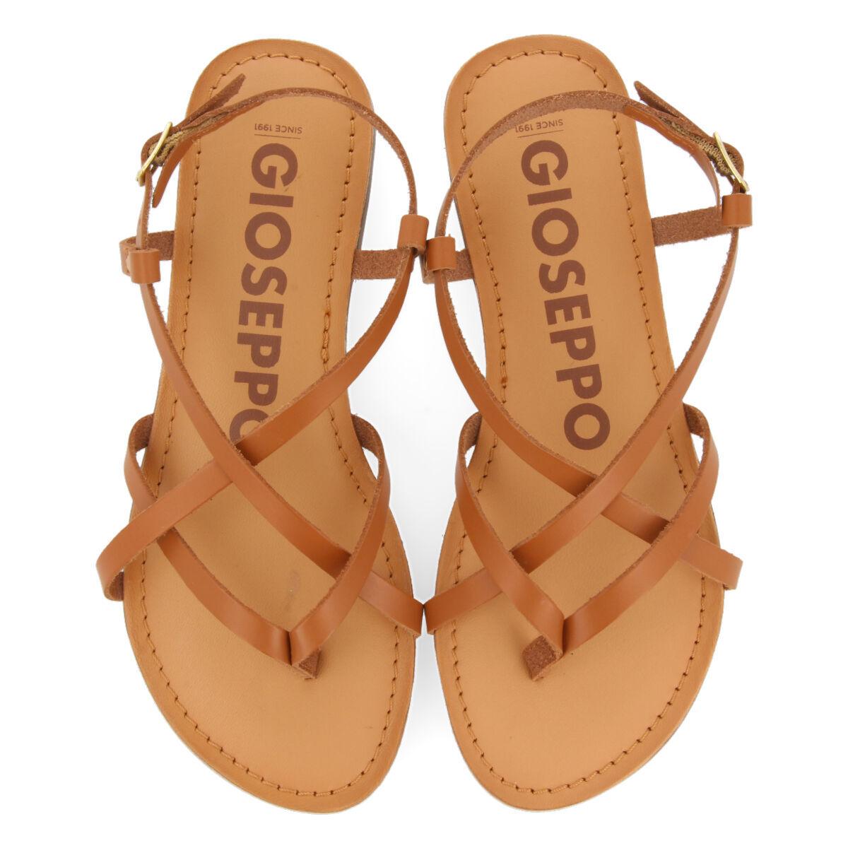 product/g/i/gioseppo_69114-p-cuero_3-x.jpg