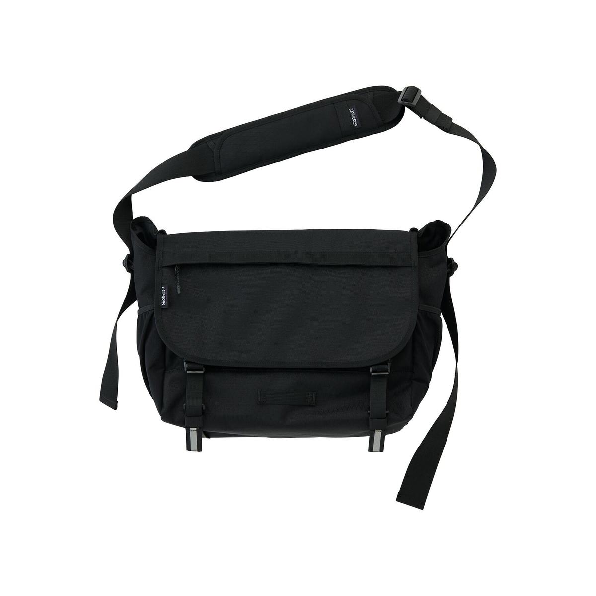 product/g/r/gramicci_g5fb-161-black_black_1.jpg