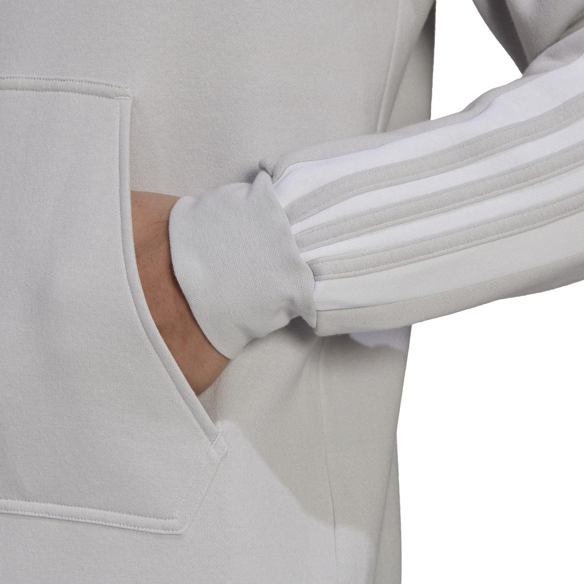 product/g/t/gt6635_app_on-model_detail-2_white.jpg