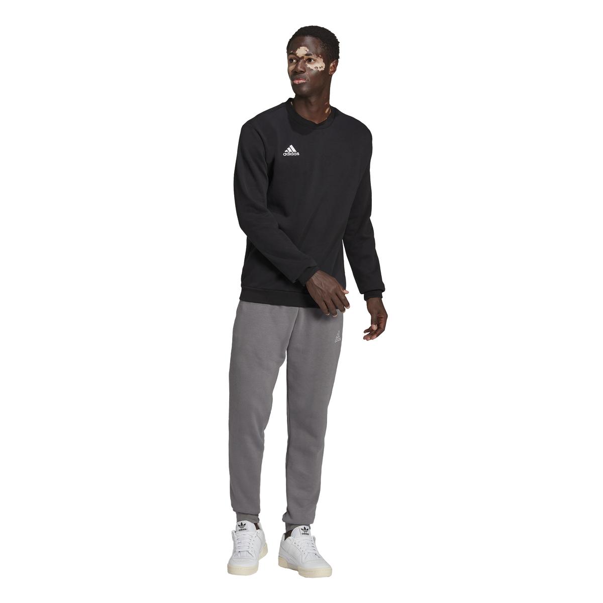 product/h/5/h57478_app_on-model_standard-outfit_white_1645106294.jpg
