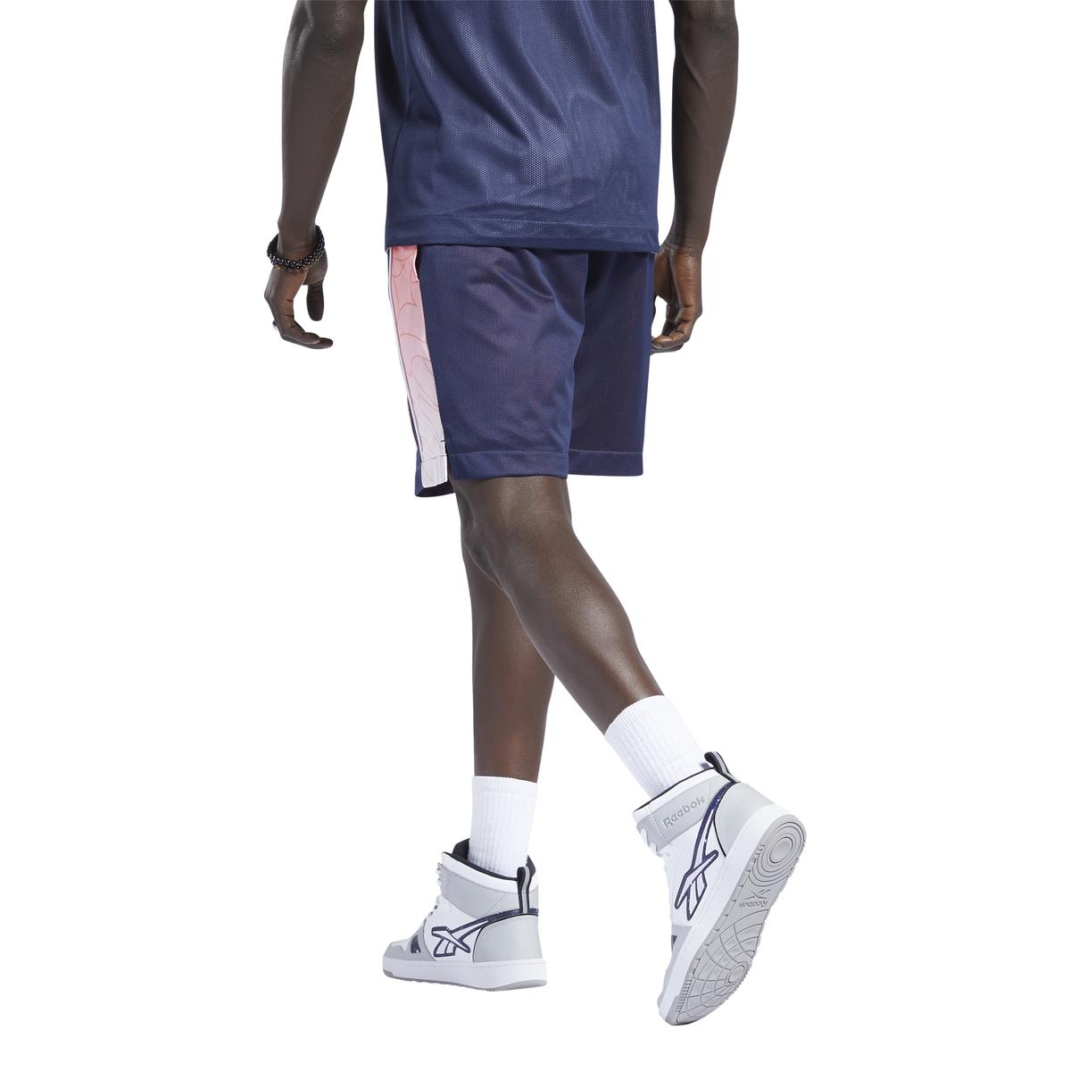 product/h/e/he9353_app_on-model_back_white_1645108800.jpg