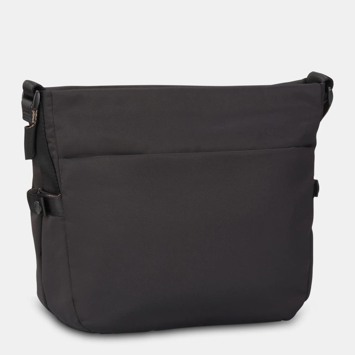 product/h/e/hedgren_hnov04_003-01_black_3.jpg