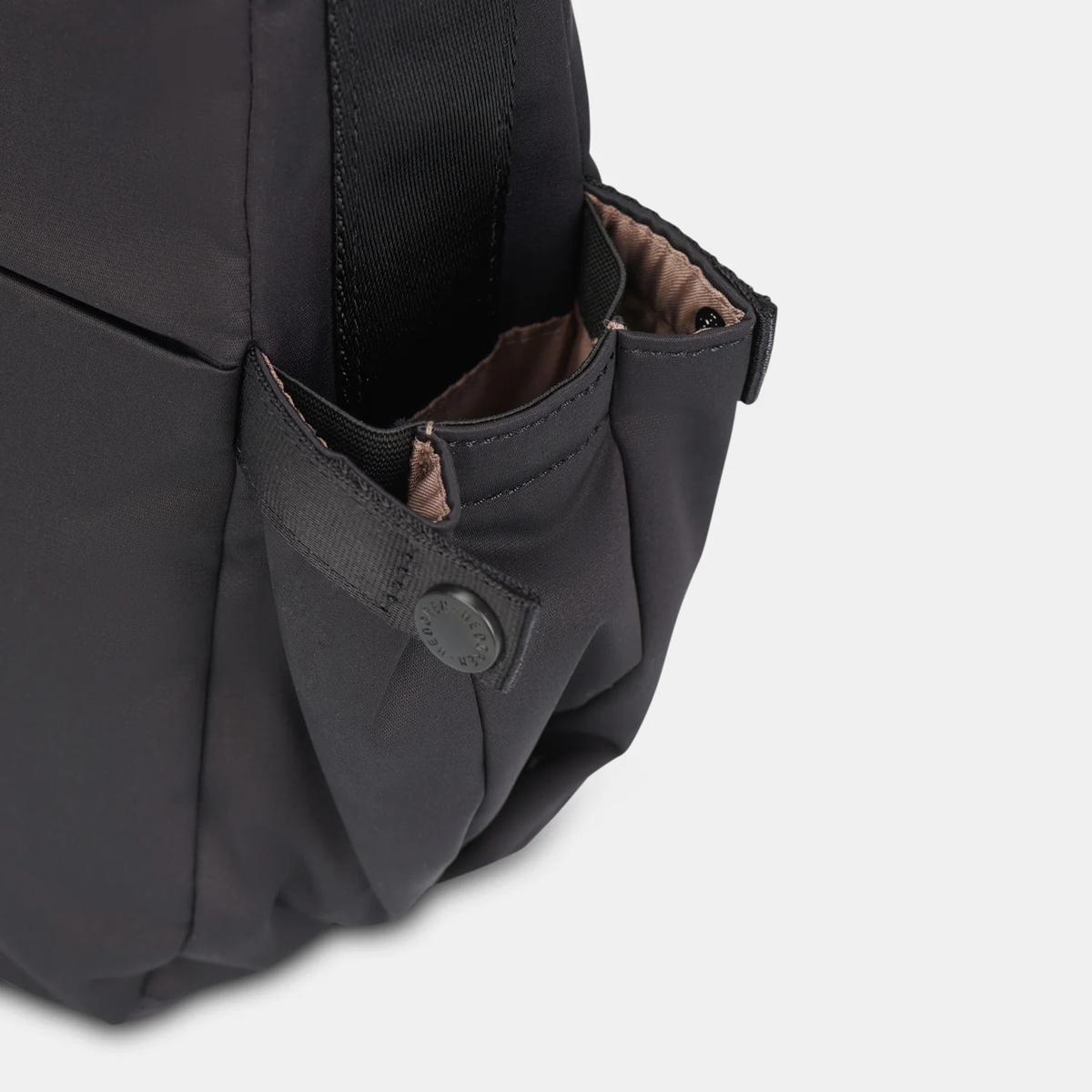 product/h/e/hedgren_hnov04_003-01_black_4.jpg