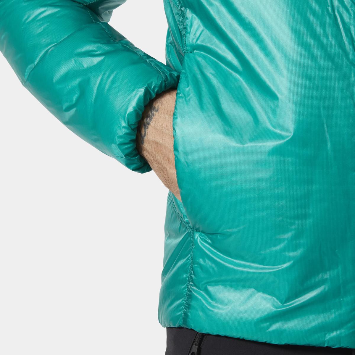 product/h/e/helly-hansen_63353-466_signal-green_4.jpg