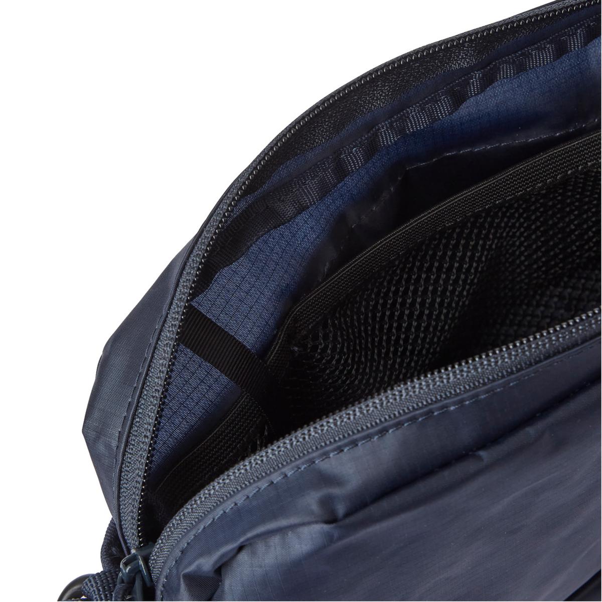 product/h/e/helly-hansen_67575-597_navy_3.jpg
