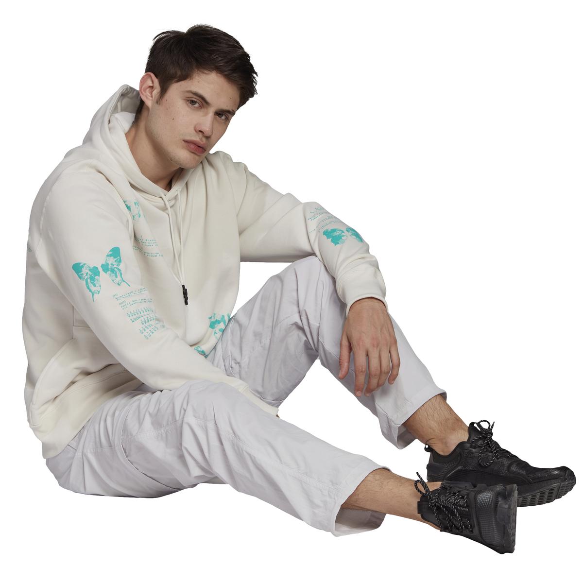 product/h/f/hf4793_app_on-model_walking_white_1645111269.jpg