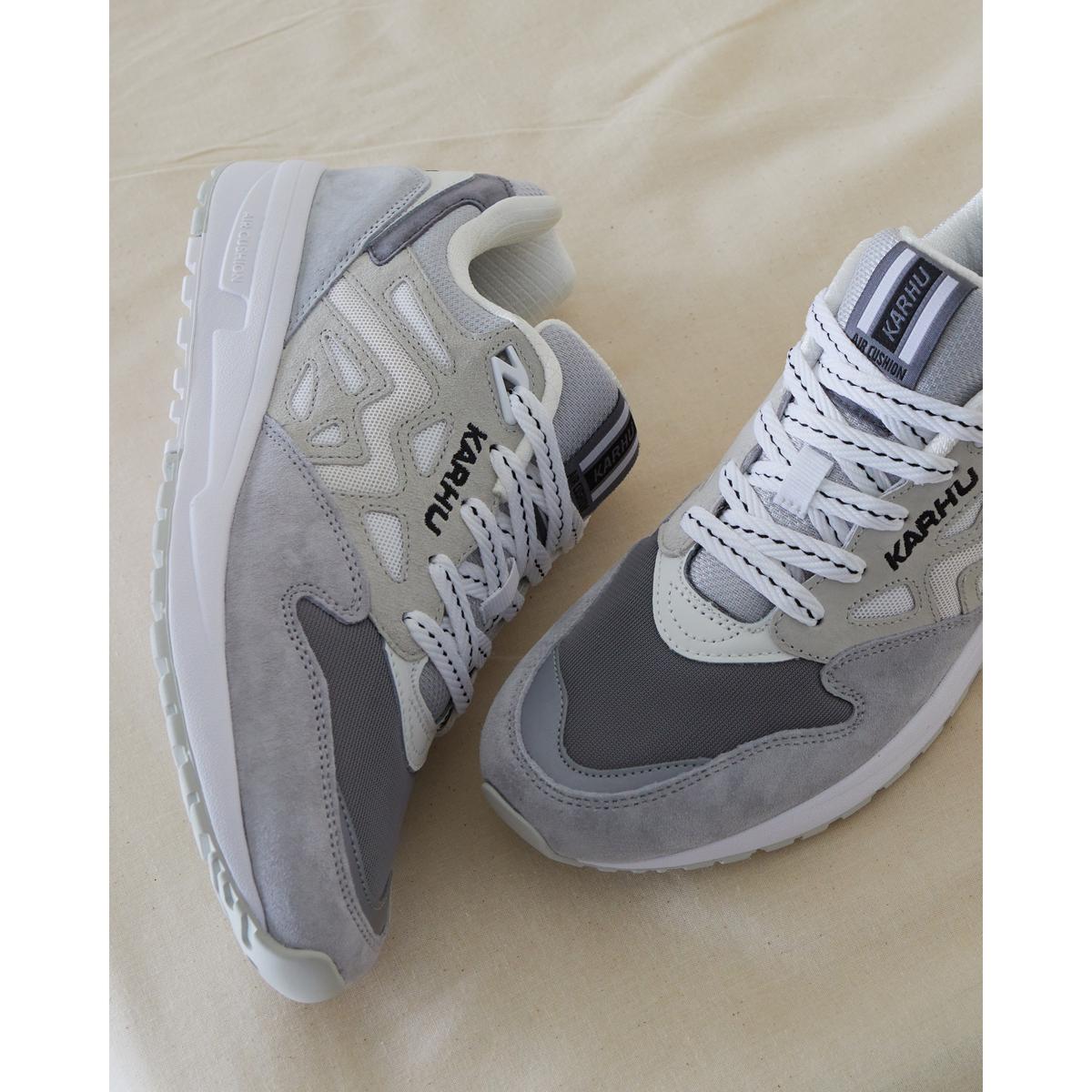 product/k/a/karhu_mood_l_f806021_2_1.jpg