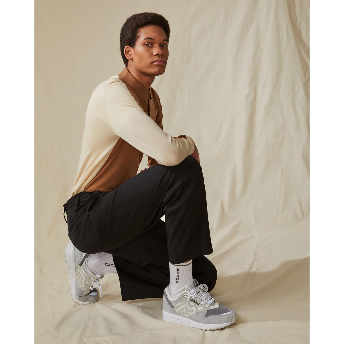 product/k/a/karhu_mood_l_f806021_7_1.jpg