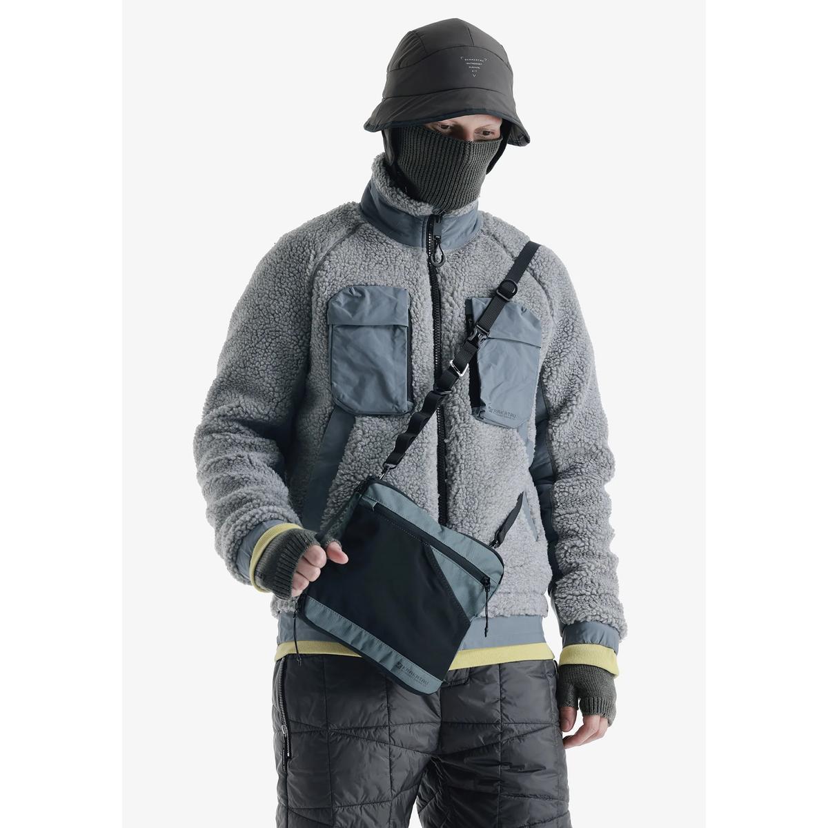 product/k/r/krakatau_u17_-52_urban-chic_4.jpg