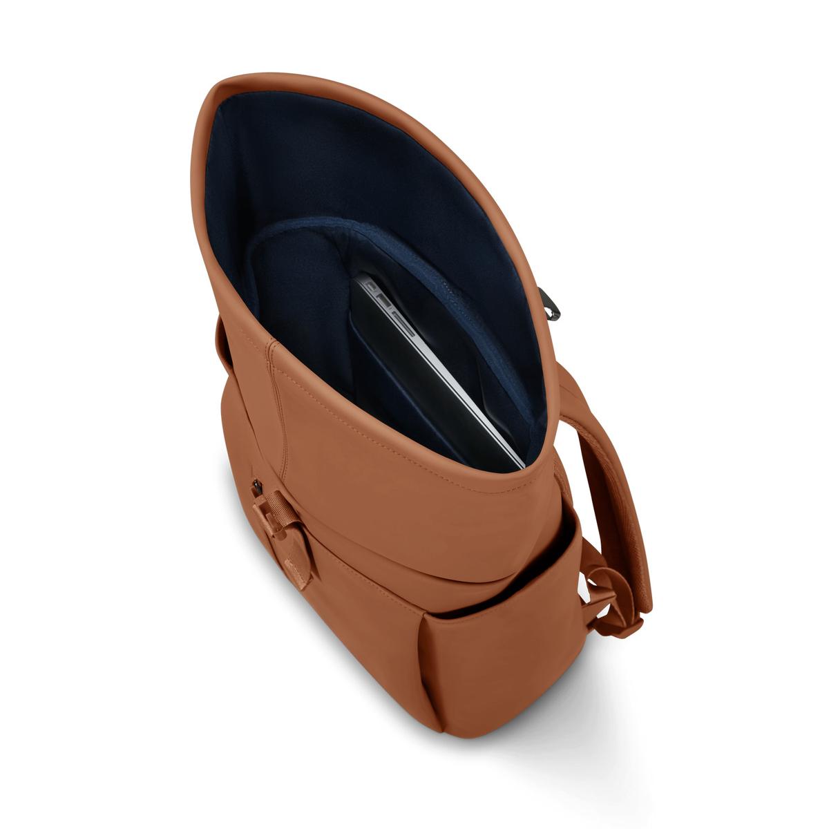 product/l/i/lipault_155189-a232_nutsy-nut_3.jpg