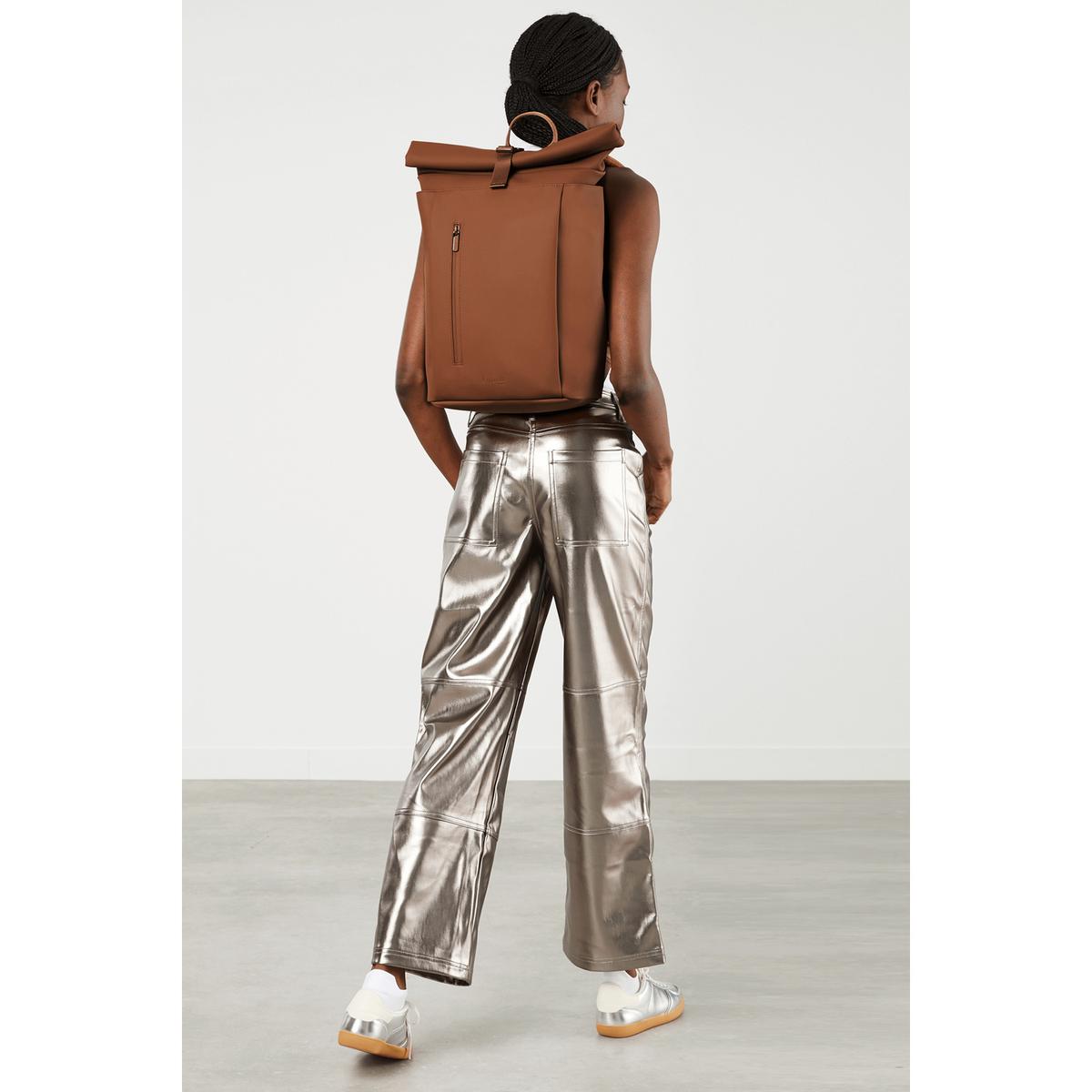 product/l/i/lipault_155189-a232_nutsy-nut_5.jpg