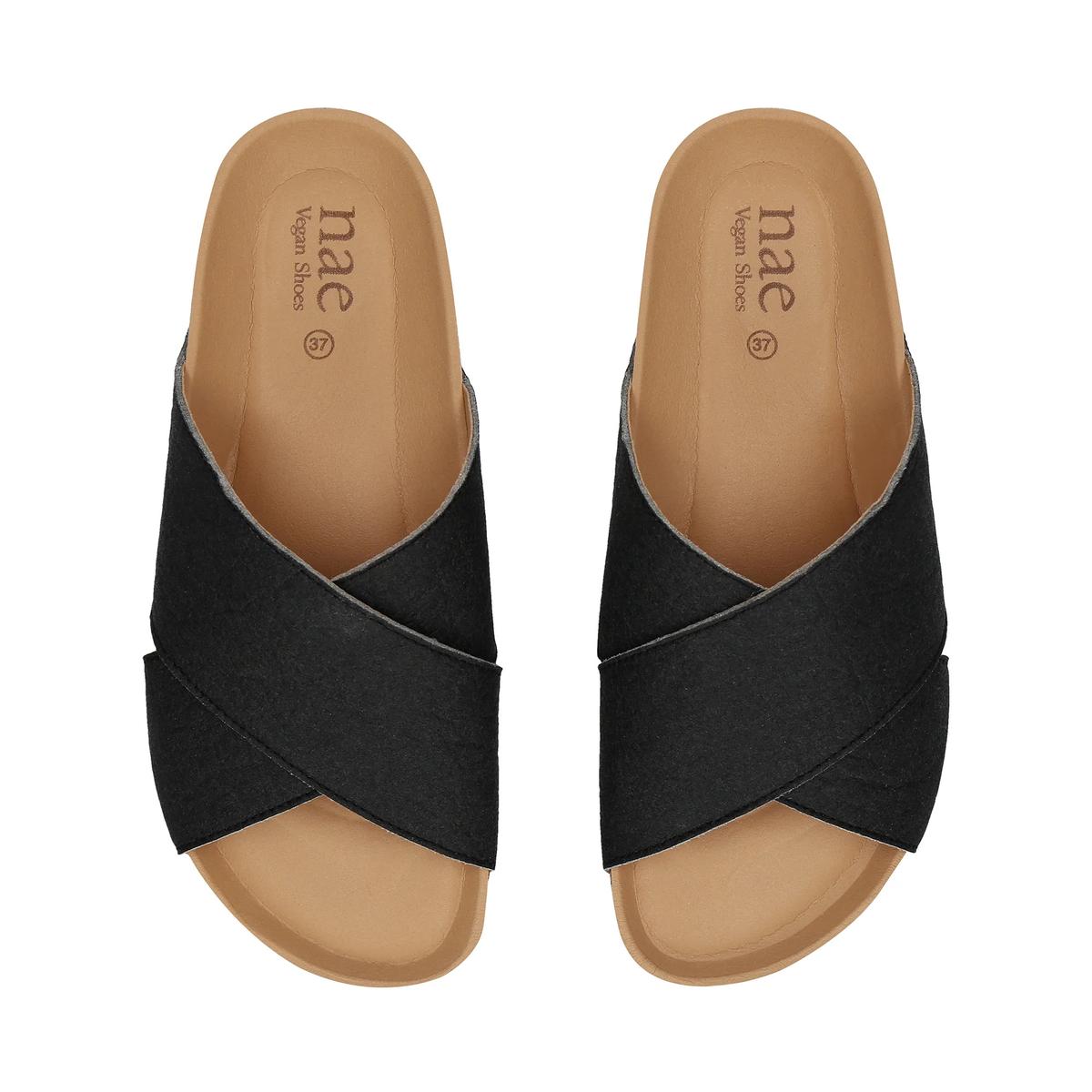 product/n/a/nae-vegan-shoes_tupai_black_pinatex_36_black_3.jpg
