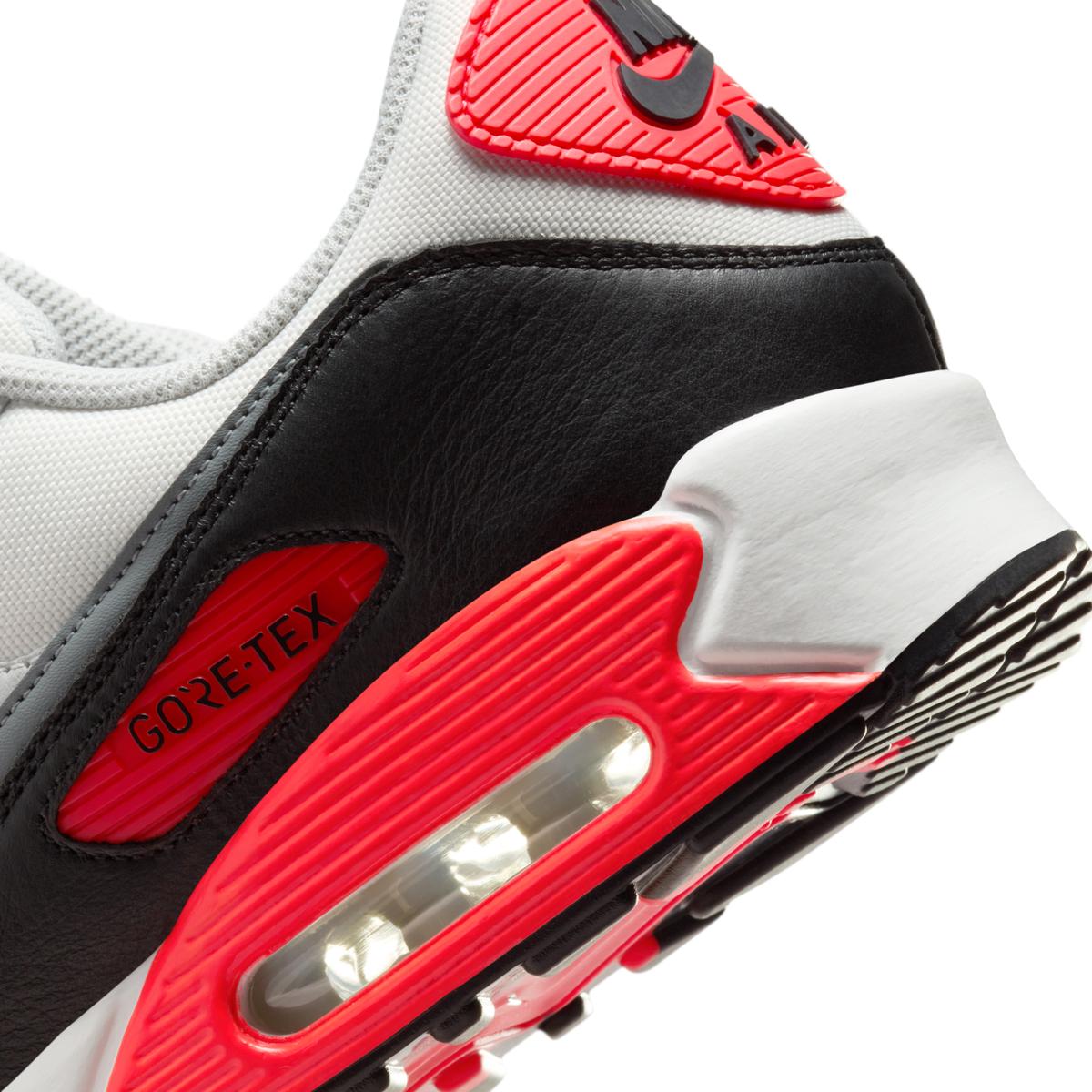 product/n/i/nike_fd5810-101-phsyd002.jpg
