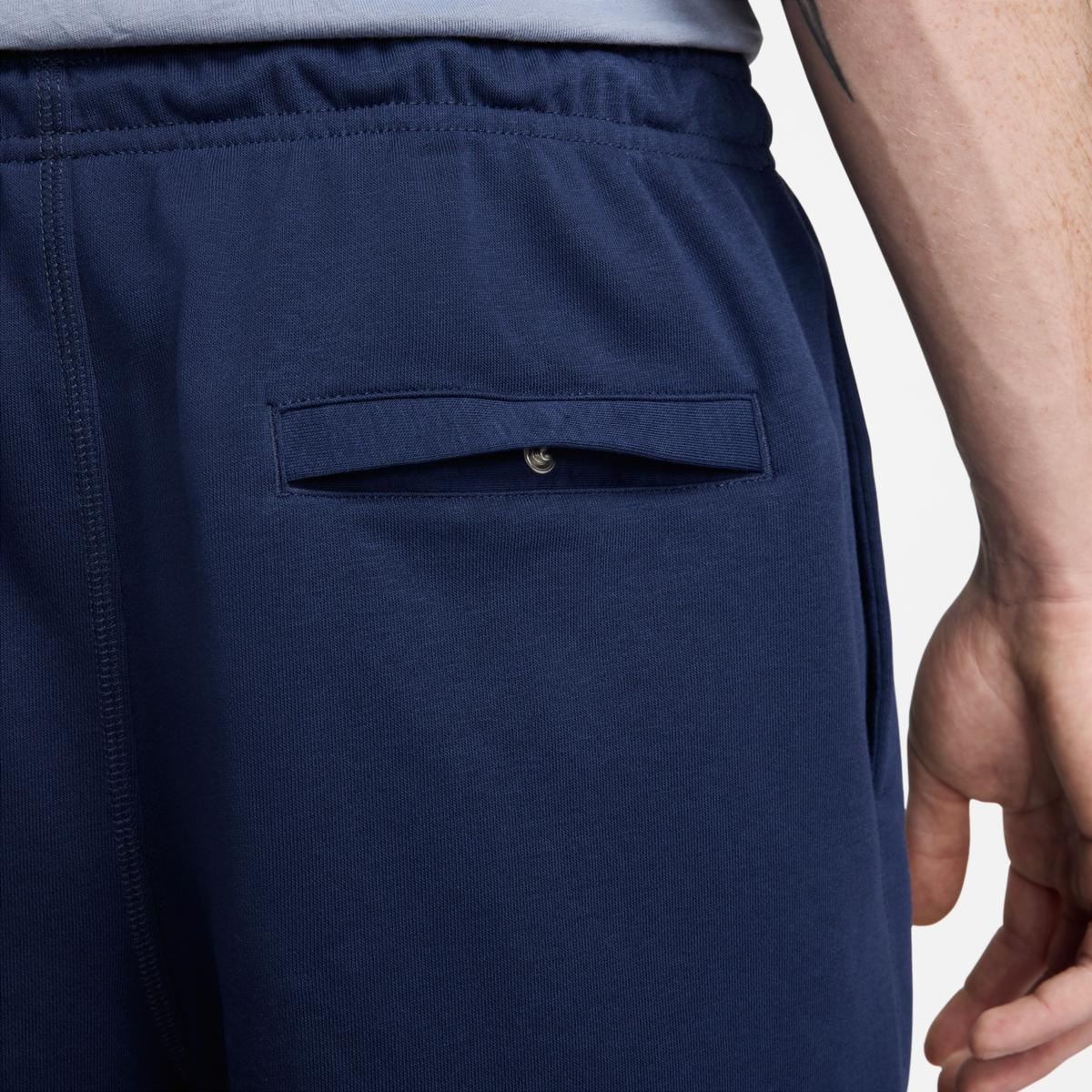 product/n/i/nike_fn3520-410-phsym004.jpg
