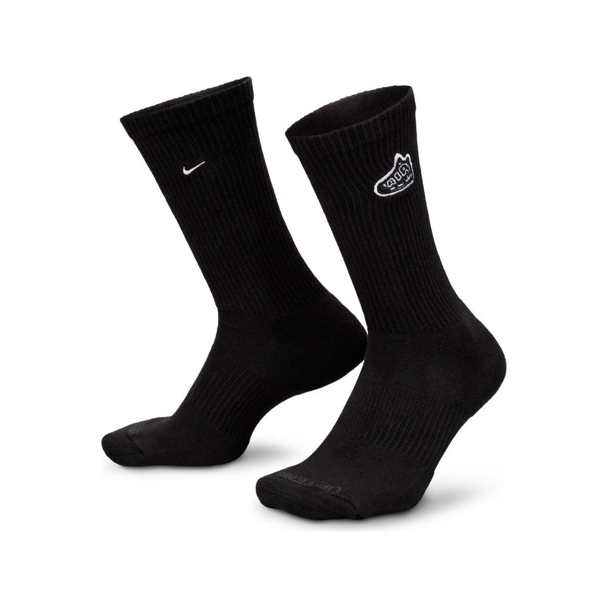 product/n/i/nike_hj0916-010-phcfh001-nw121324.jpg