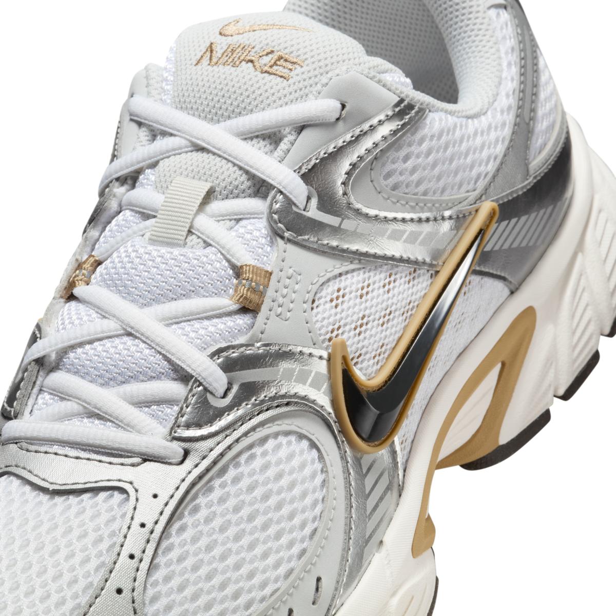 product/n/i/nike_hj5228-102-phsyd001.jpg