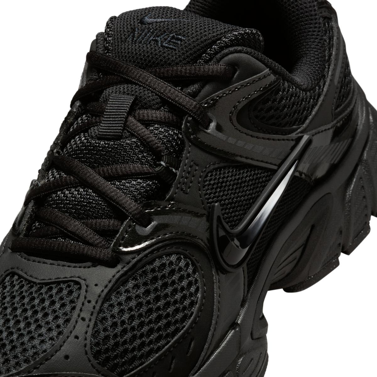 product/n/i/nike_hq7901-001-phsyd001.jpg