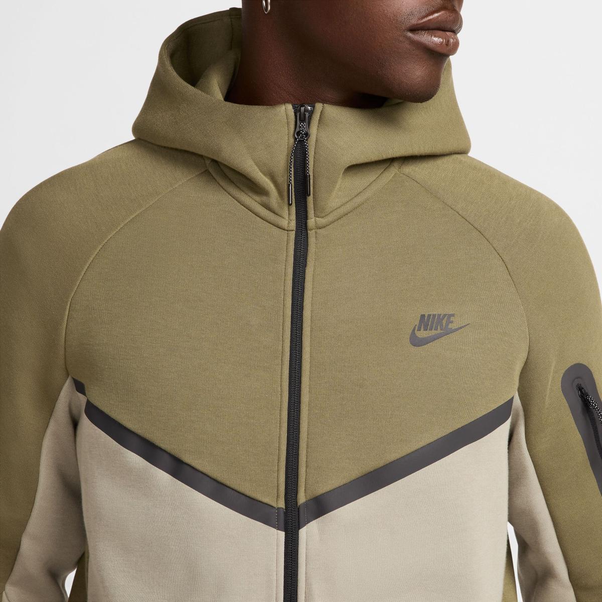 product/n/i/nike_hv0949-222-phsym003-nw121324.jpg