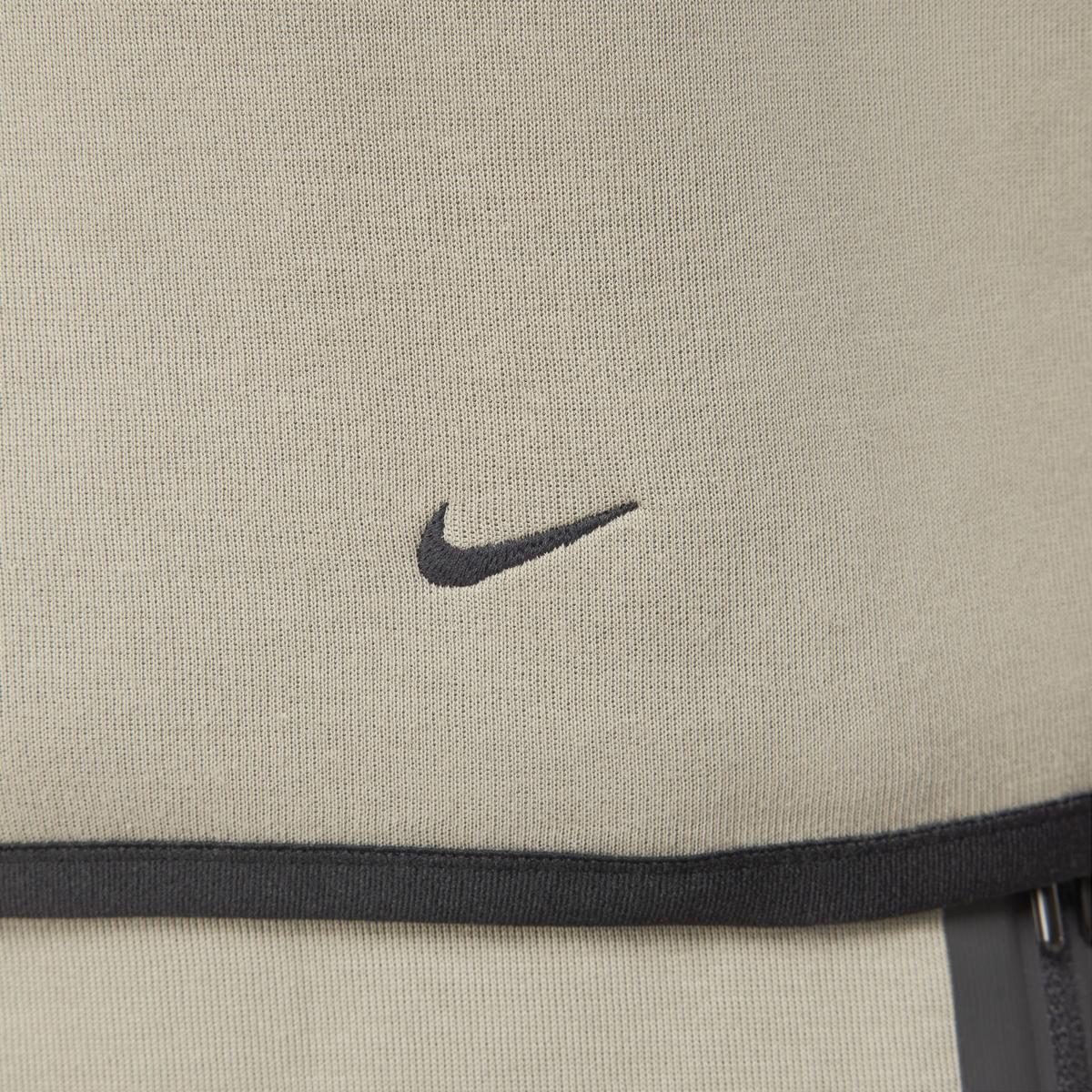 product/n/i/nike_hv0949-320_light-army-black_2.jpg