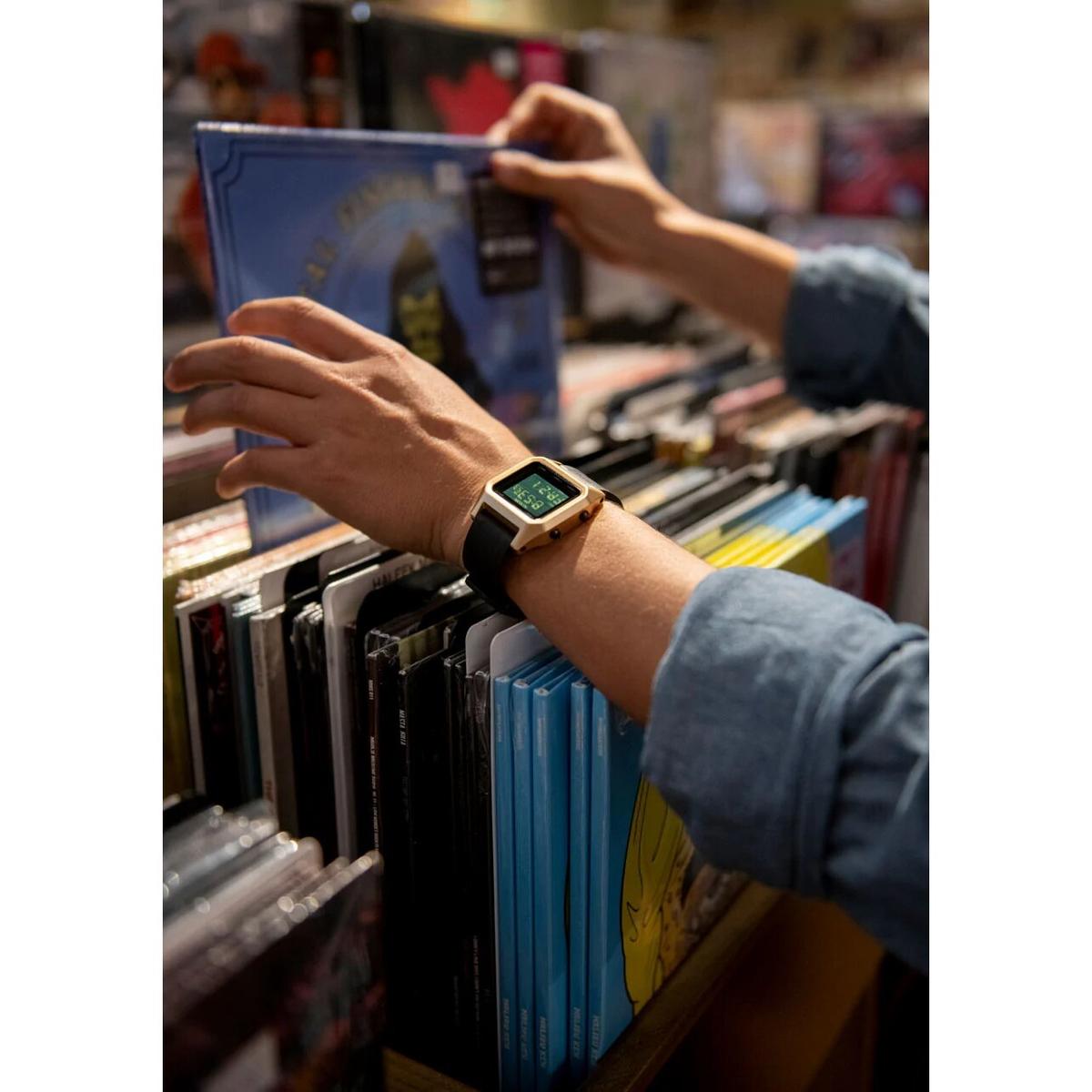 product/n/i/nixon_a1309-010-00_5.jpg